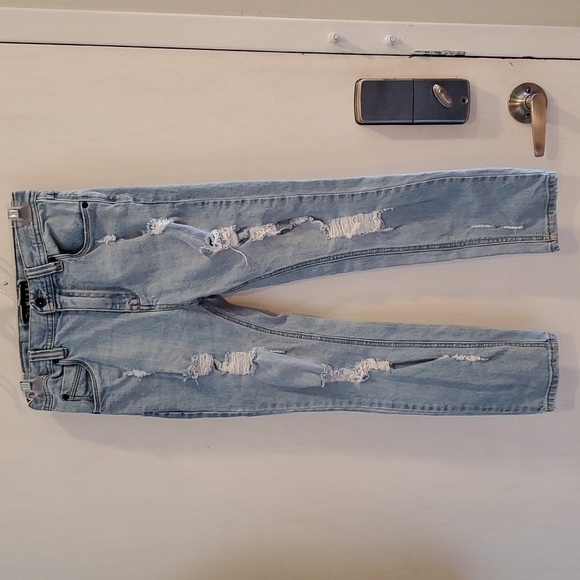 Empyre Verge Distressed Light Wash Jeans  25 - Picture 6 of 7